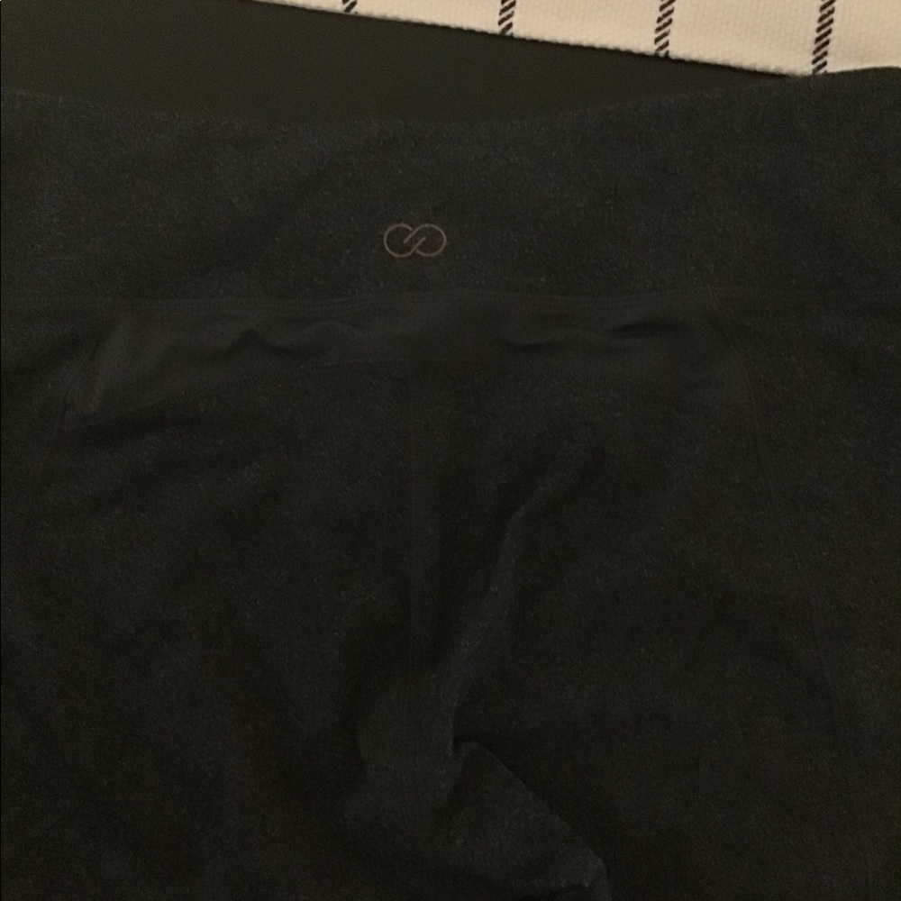 CALIA by Carrie Underwood Capri Leggings - Picture 8 of 10